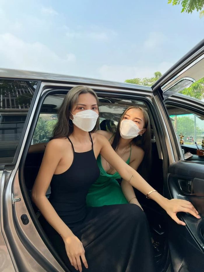 Hết đưa nhau về quê ăn Tết, Minh Triệu - Kỳ Duyên lại cùng vi vu Huế