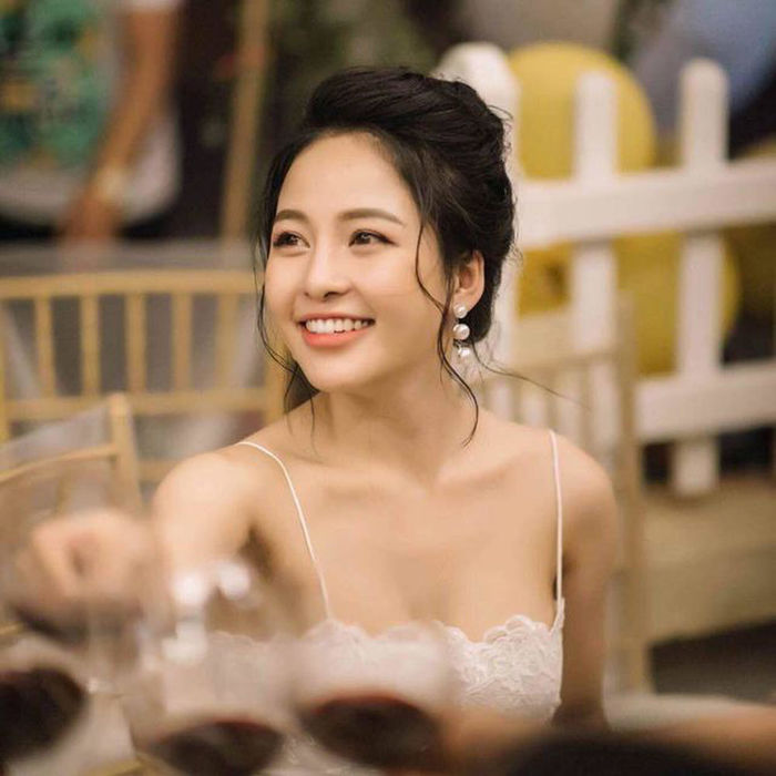 Hot girl Trâm Anh sau 3 năm lùm xùm: Thường xuyên được ting ting