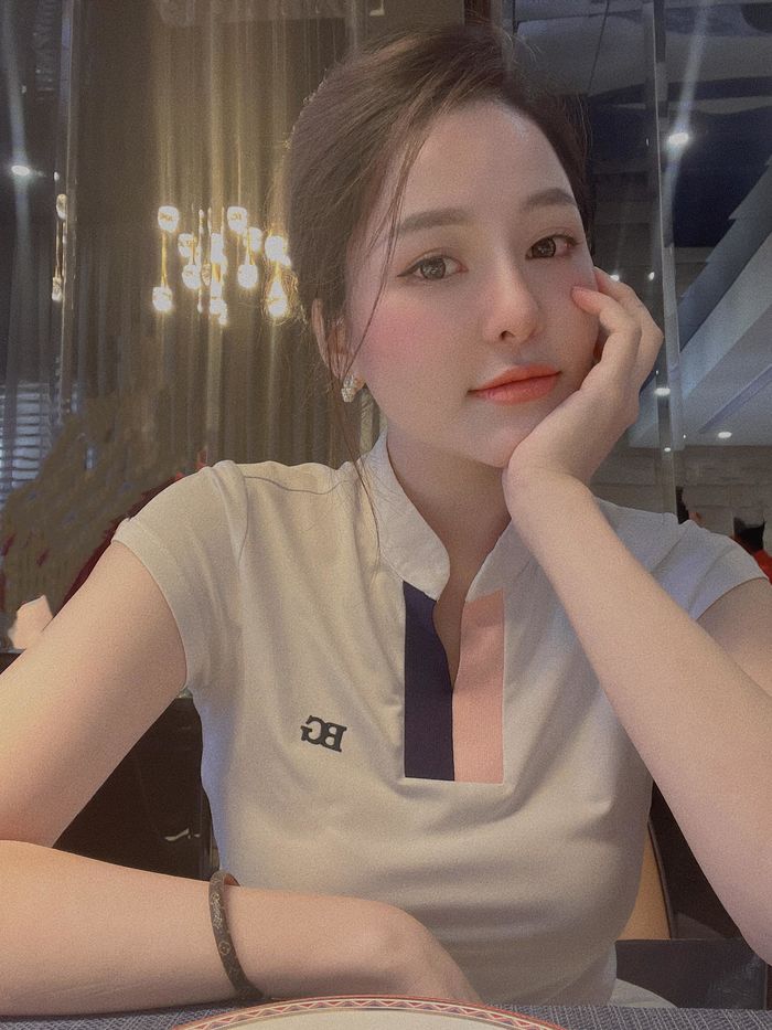 Hot girl Trâm Anh sau 3 năm lùm xùm: Thường xuyên được ting ting