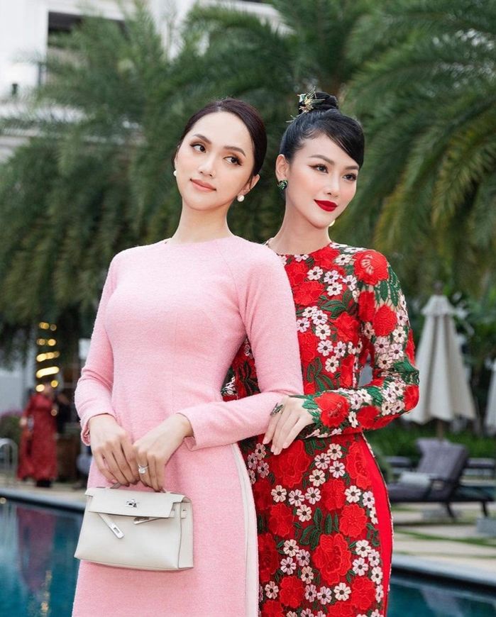 Hương Giang khoe một lần 20 túi hiệu: còn thiếu gì trên đời nữa đâu