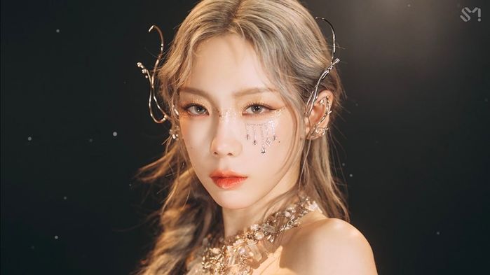 Idol chuyên gặp phốt: Jennie càng nổi tiếng lại càng bị soi mạnh