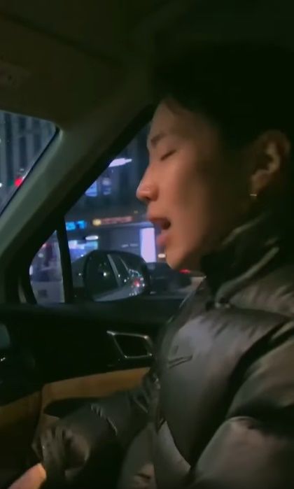 Khi sao Hàn hát hit bự Vpop: Jay Park chill tới bến nhạc Sơn Tùng