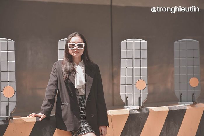 Giếng trời giữa lộ ở Đà Nẵng: Chị em tha hồ lên đồ sống ảo