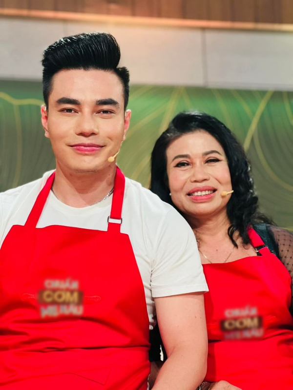 Mẹ Lê Dương Bảo Lâm: ủng hộ con tân trang nhan sắc, tháp tùng con diễn