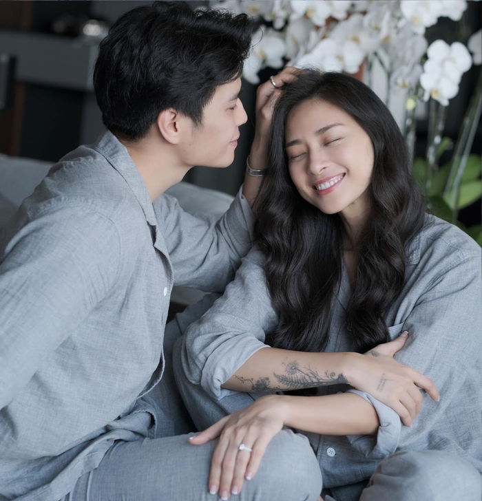 Mỹ nhân Việt chưa kết hôn đã được nửa kia hầu tận răng