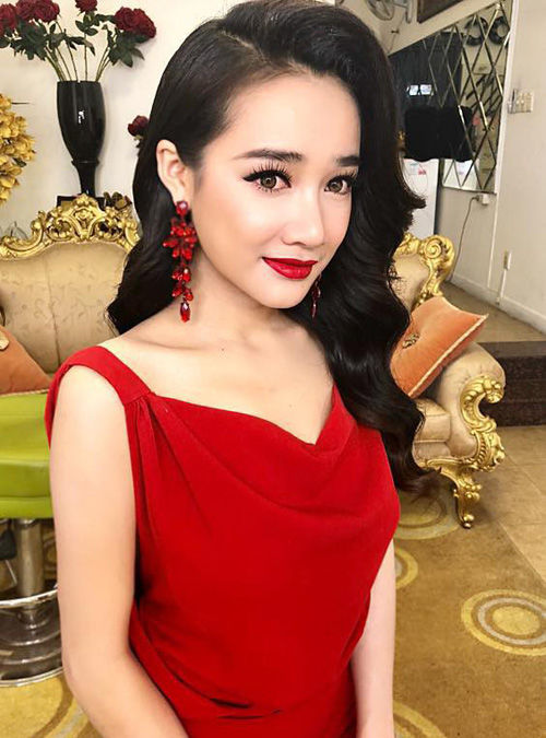 Mỹ nhân Việt chứng minh cứ make up nhẹ nhàng là xinh nhất