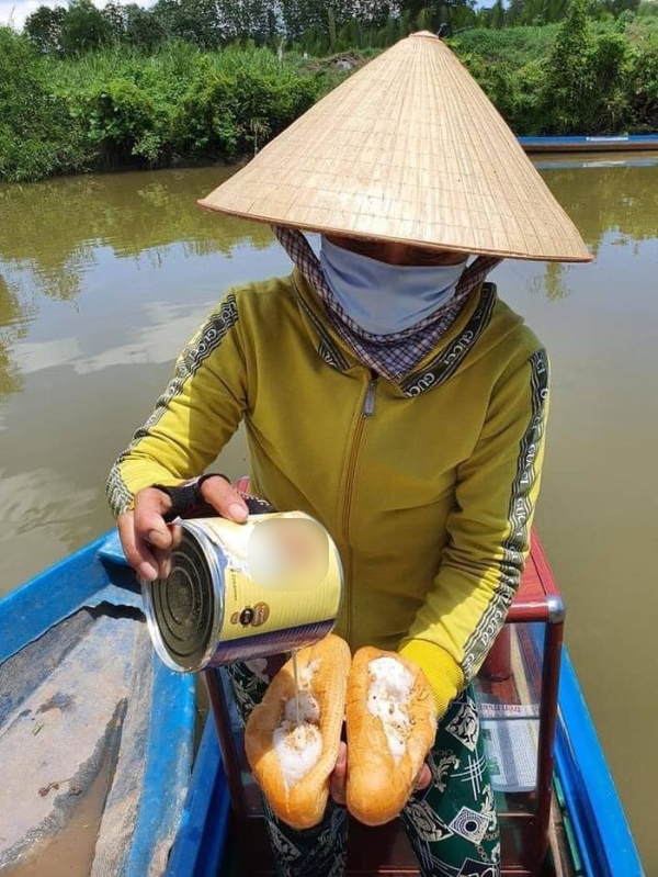 Ngược về tuổi thơ: Bánh mì kem thần thánh, leng keng mọi nẻo đường