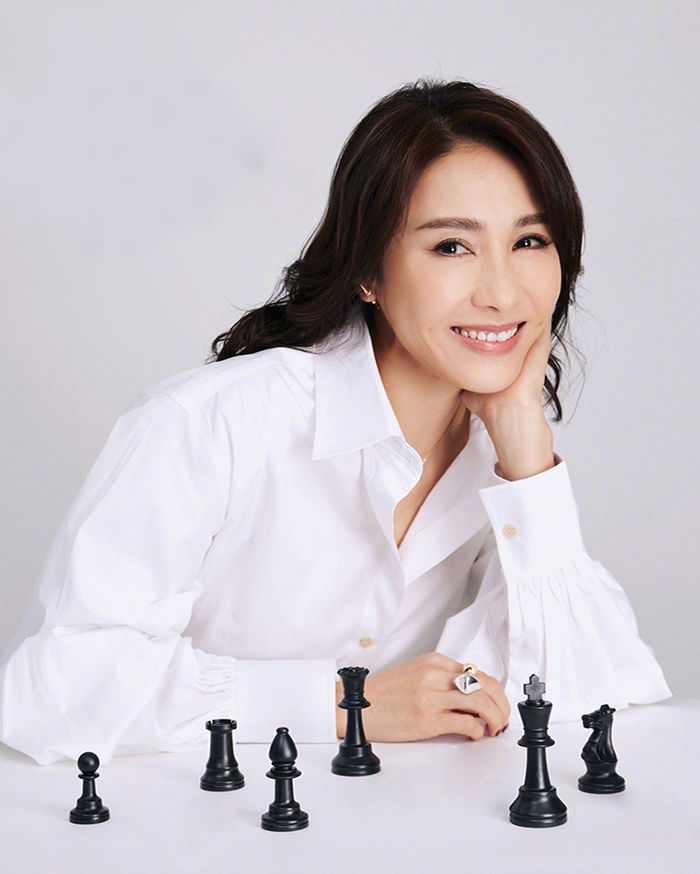 Nhan sắc ngày ấy - bây giờ sao Cbiz: Thiếu nữ chào thua Lý Gia Hân