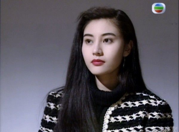 Nhan sắc ngày ấy - bây giờ sao Cbiz: Thiếu nữ chào thua Lý Gia Hân