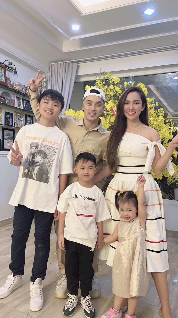 Nhóc tì có tương lai làm ca sĩ: Winnie sắp vượt mặt mẹ về high note