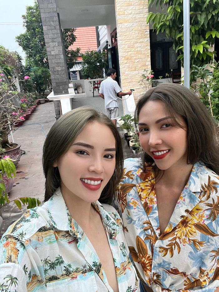 Những cặp sao Việt càng chơi thân càng giống chị em ruột