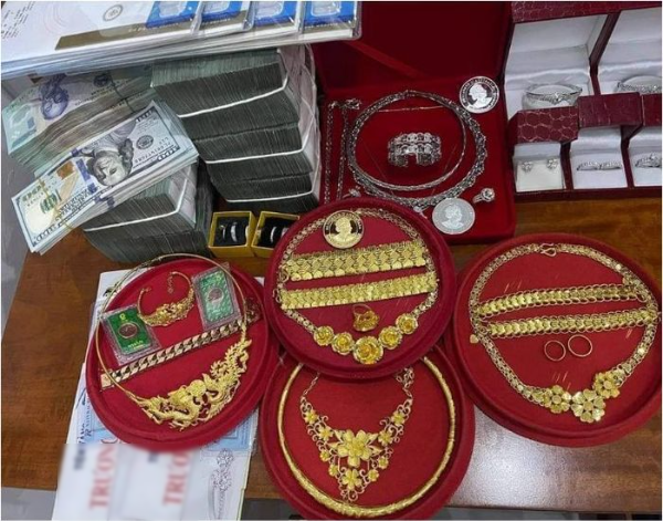 Những lễ cưới có hồi môn khủng nhất miền Tây: Có người 200 cây vàng