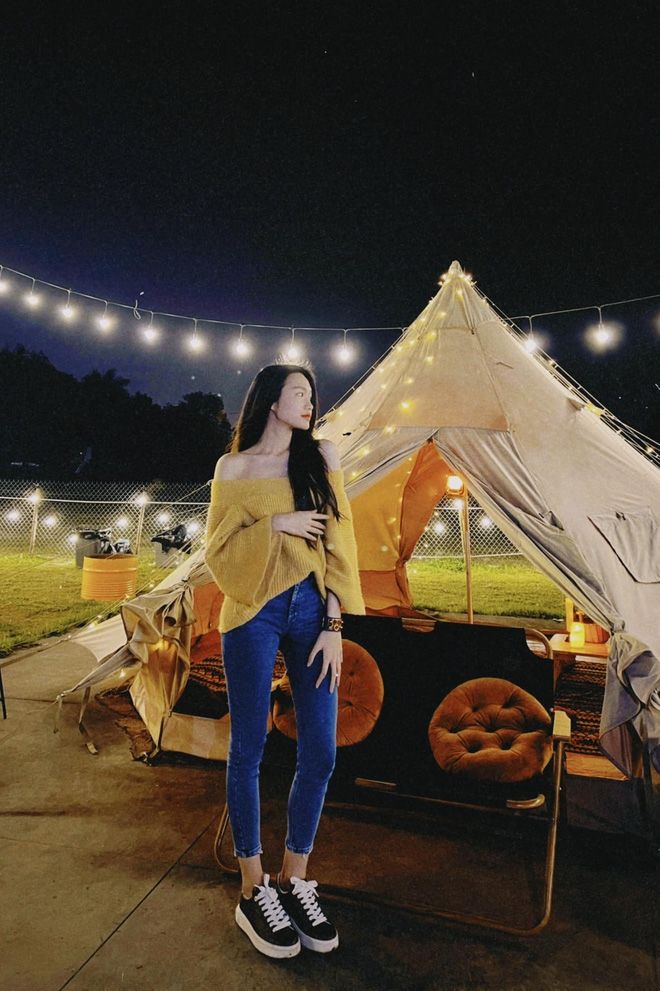 Quang Hải, Văn Hậu đưa bạn gái đi cắm trại cùng vợ chồng Hà Đức Chinh