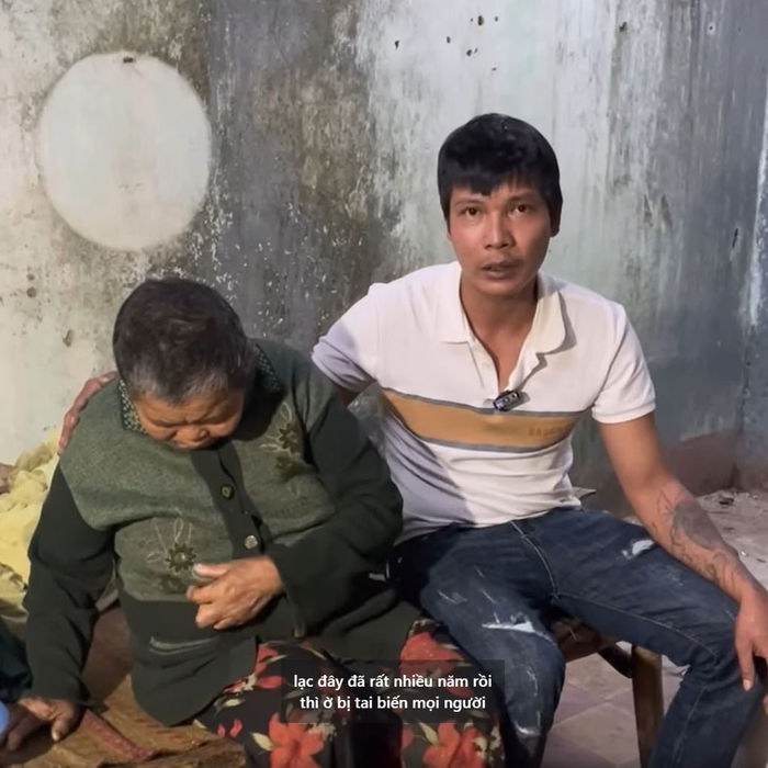 Từng xuất thân cơ cực, Quang Linh Vlog tích cực đi giúp người nghèo