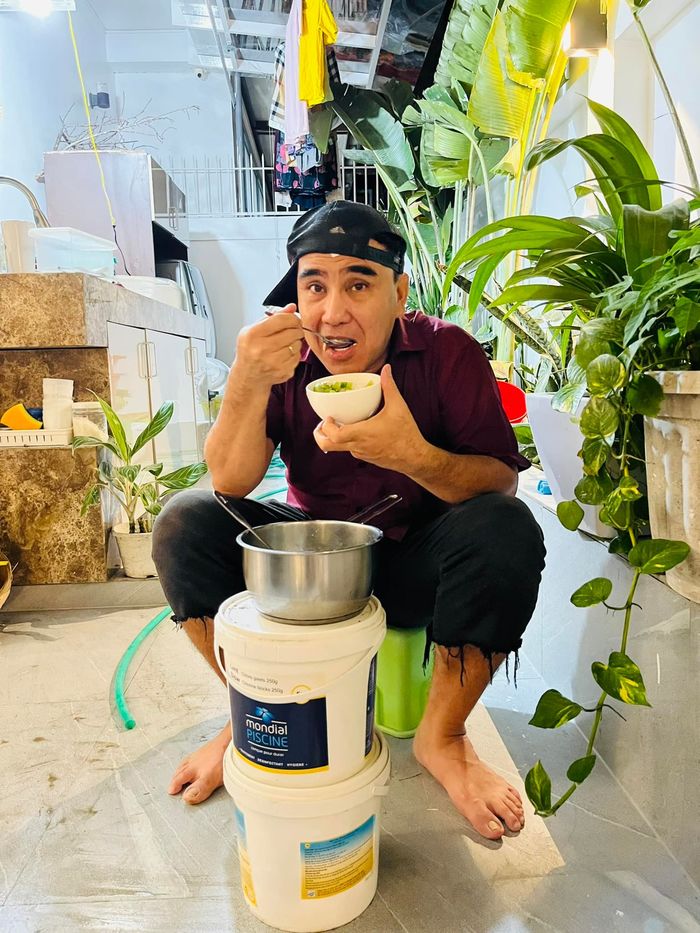 Có khu du lịch 200 tỷ, Quyền Linh ăn đạm bạc nhất Vbiz: mê nhất chao