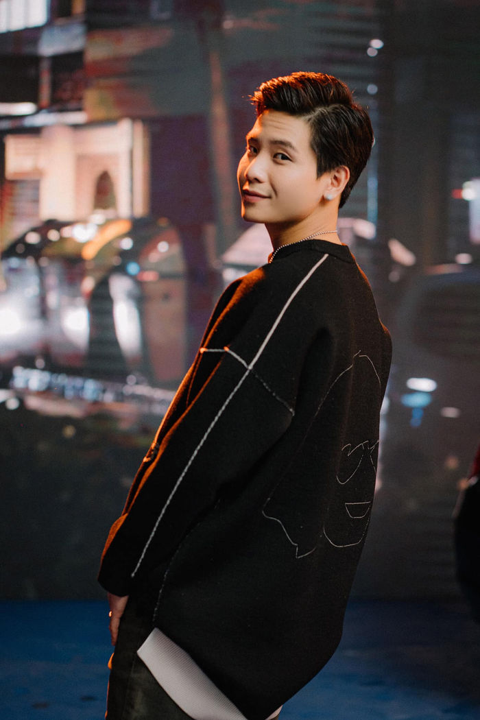 Sao chân ướt đi thi: Quân A.P từng trượt The Voice nay toàn bản hit