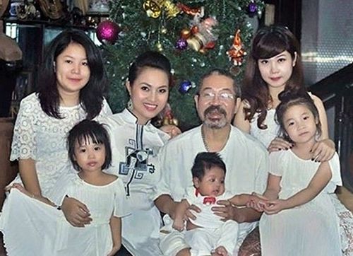 Sao Việt làm bố khi đã ở tuổi ông: Chiến Thắng U50 đón con thứ 5