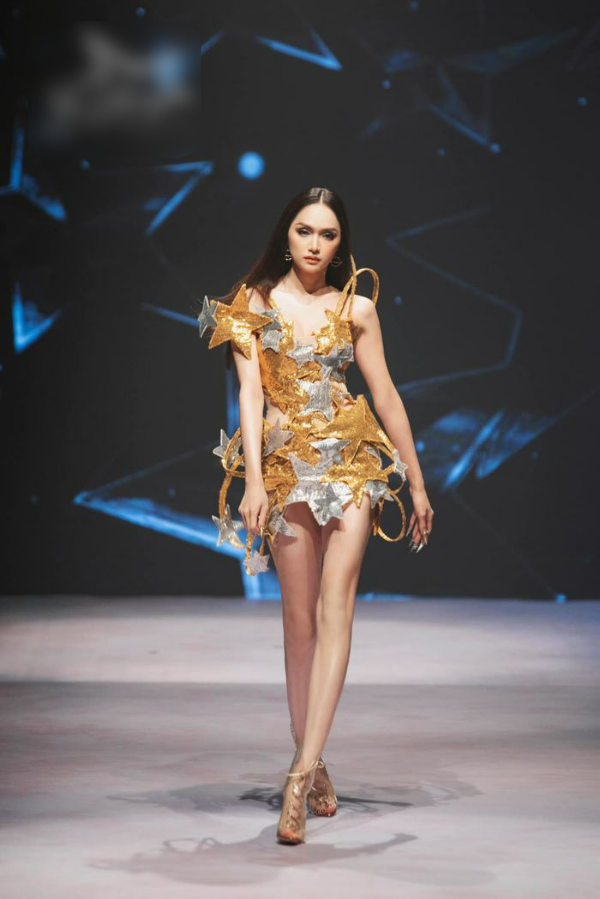 Sao Việt thích xài giờ dây thun”: Hương Giang đích thị nữ hoàng
