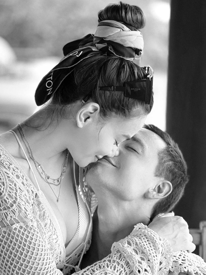 Sao Việt trả lương cho người thân: Hà Hồ gửi chồng cát xê sòng phẳng