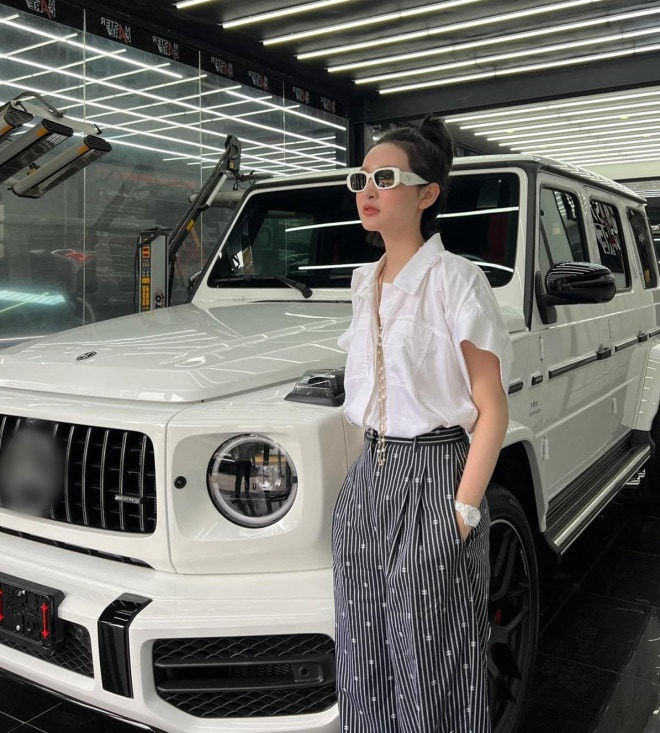 Tậu chung xế hộp 13 tỷ, sao Việt lên đồ hàng hiệu xứng tầm