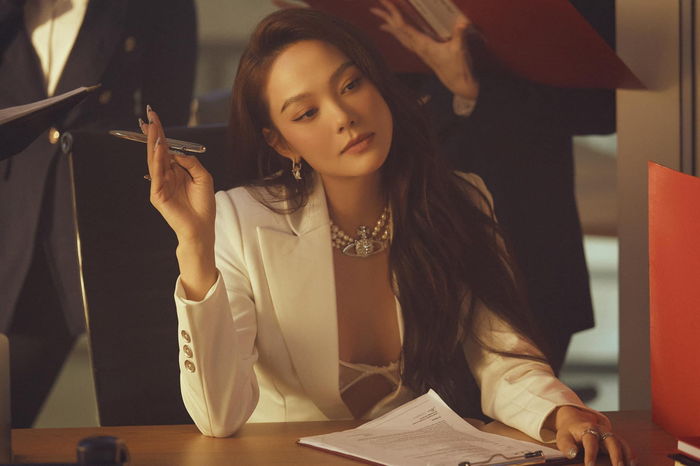 Minh Hằng làm giám khảo Miss World Vietnam 2022