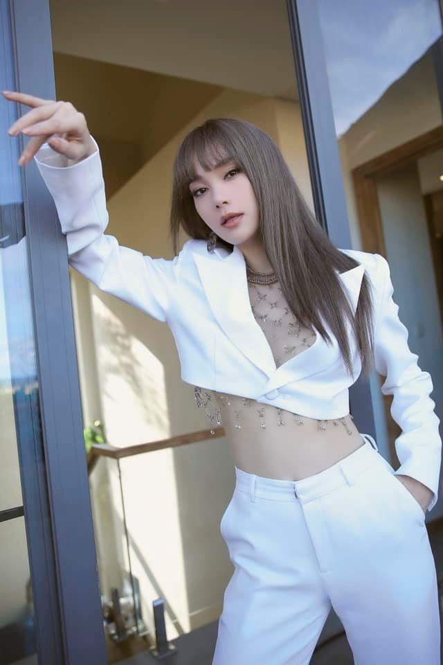 Minh Hằng làm giám khảo Miss World Vietnam 2022