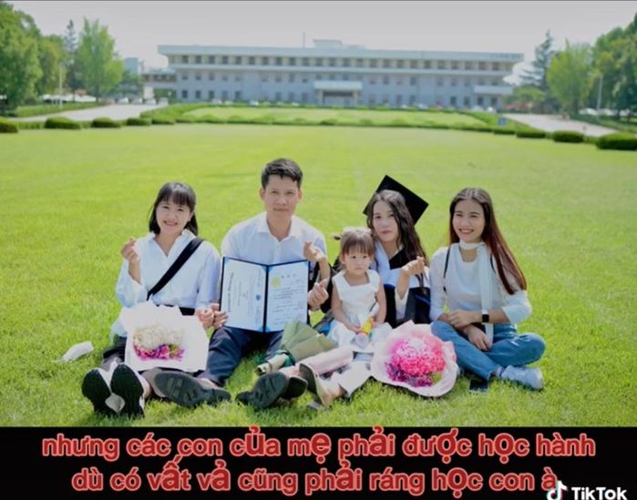 Mẹ vay nợ để con ăn học: 3 chị em tốt nghiệp thạc sĩ xây nhà báo hiếu