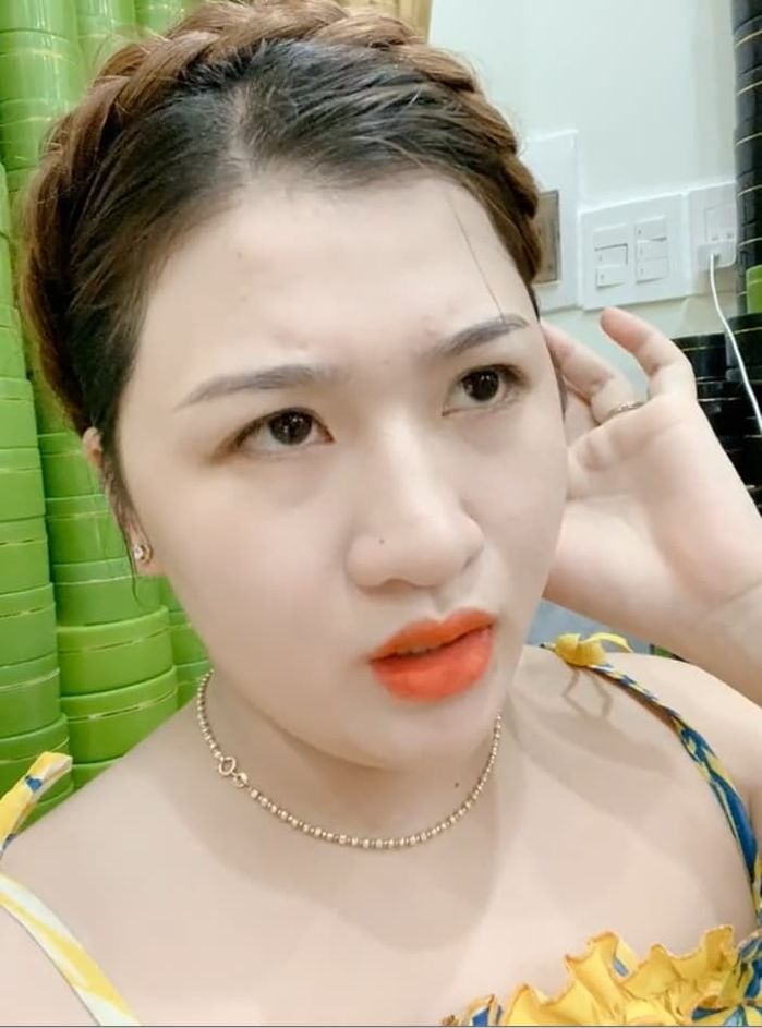 Thương vợ như Lộc Fuho: Luộc tôm cua tẩm bổ, cho vợ đứng tên xế hộp