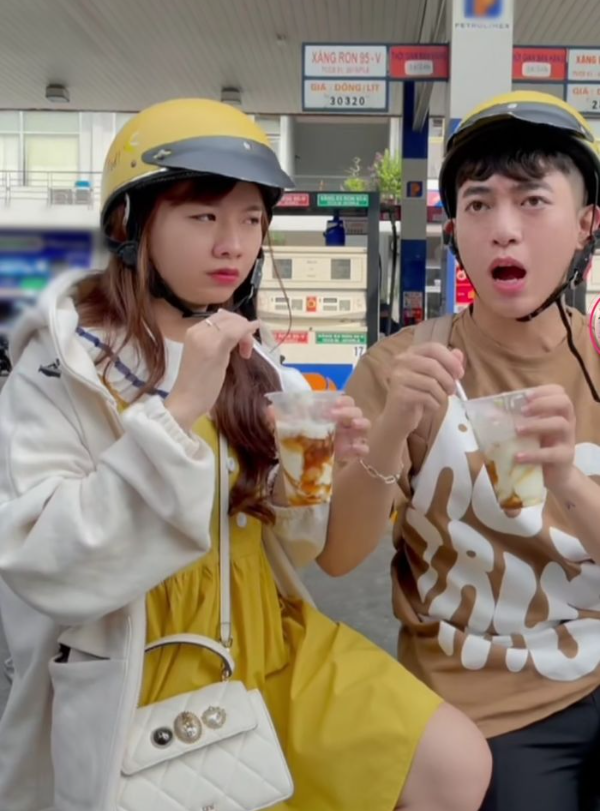 Còn chỗ nào hot bằng: Cô dâu chú rể kéo nhau ra cây xăng chụp ảnh cưới