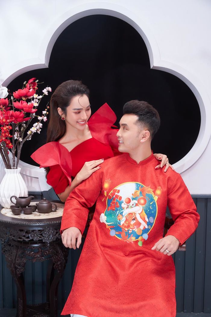 Từng phải bán tài sản chữa trị bệnh, giờ Ưng Hoàng Phúc giàu nứt vách