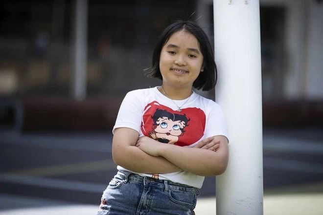 Cô bé 12 tuổi vào ĐH New Zealand: Đầu tư chứng khoán, làm diễn giả