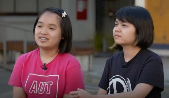 Mẹ đơn thân gốc Việt nuôi 2 con gái trở thành thần đồng, lọt top người có IQ cao nhất TG - 4