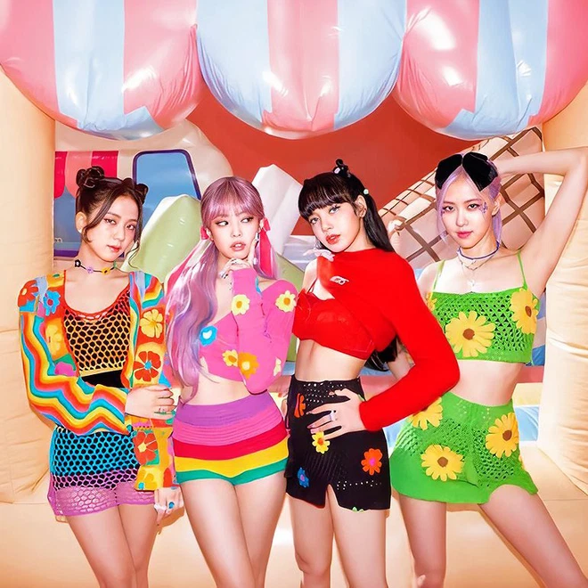 4 nàng BLACKPINK quyến rũ quá rồi: Diện váy bó sát khoe body S line