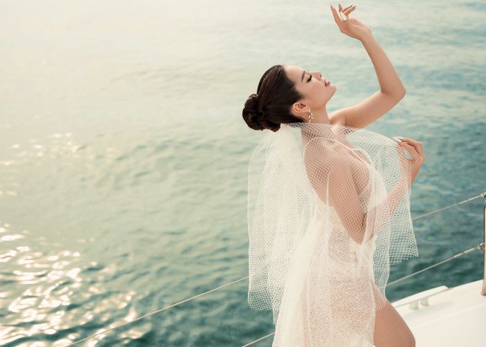 Ảnh cưới trên du thuyền triệu đô của Phương Trinh Jolie - Lý Bình
