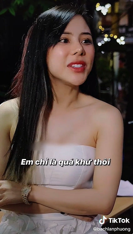 Ảnh hot sao Việt 14/4: Huỳnh Anh và bạn gái đi ăn gặp người yêu cũ