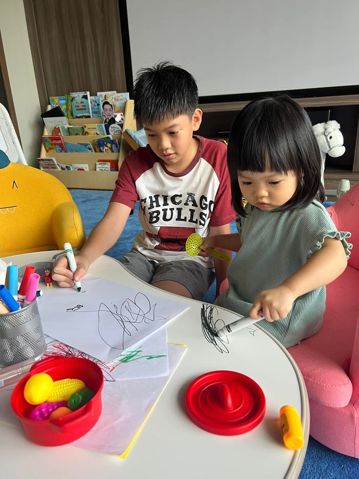 Ảnh hot sao Việt 19/4: Bằng Lăng khoe làn da nâu không đối thủ