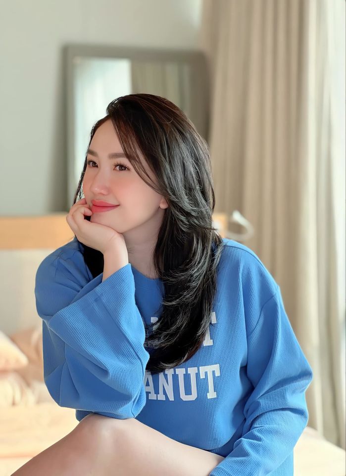 Ảnh hot sao Việt 20/4: Cận cảnh nhẫn cưới Phương Trinh Jolie - Lý Bình