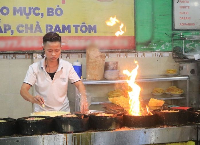 Bánh xèo nghìn cái ở Sài Gòn: Mua đứt mặt bằng thuê với giá 8 tỷ