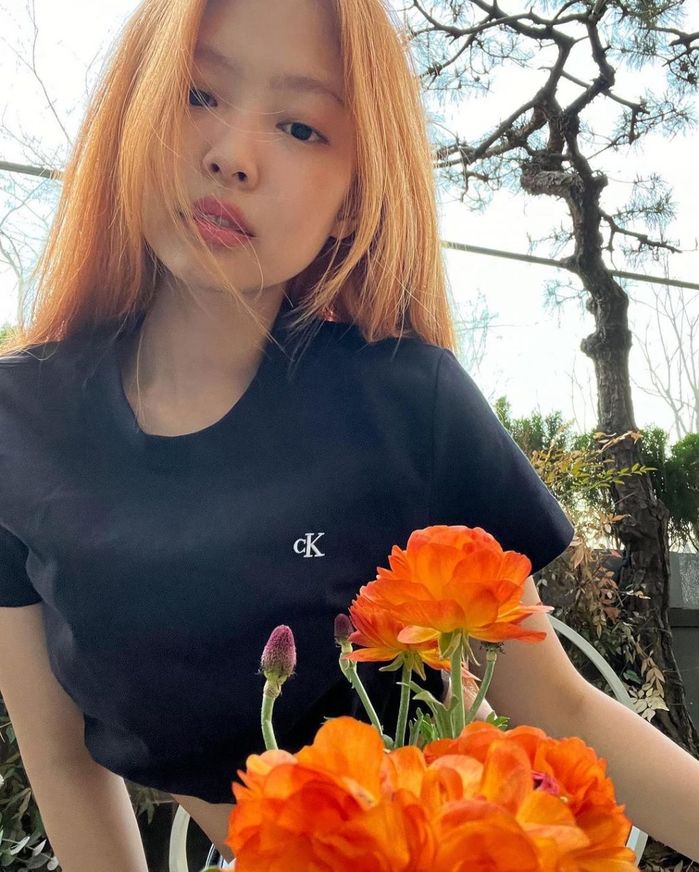 BLACKPINK diện tóc cam chói lòa: Xinh nhưng không phải ai cũng hợp