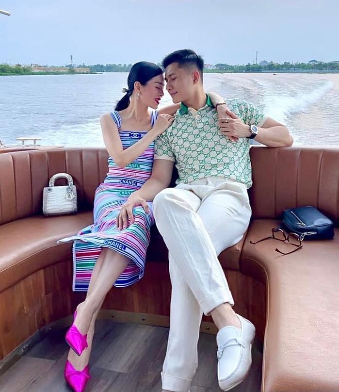 Cặp tình địch Đình Tú - Lâm Bảo Châu: Đều là phi công ngoài đời