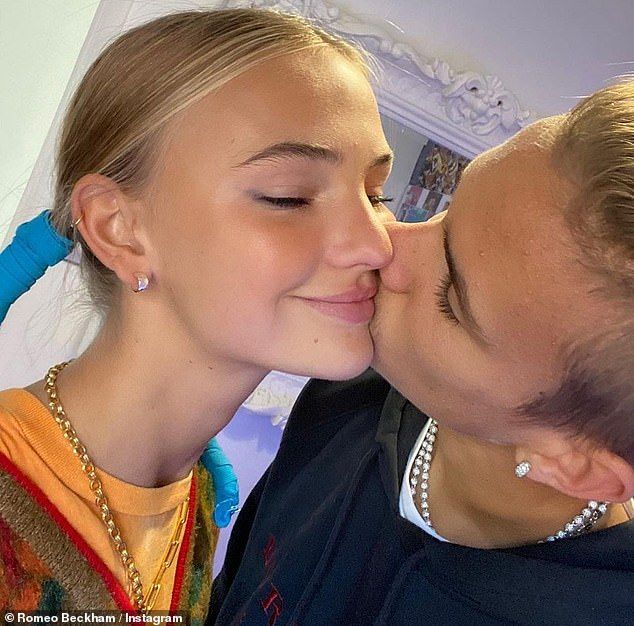 Cậu hai nhà Beckham nối gót anh trai, chuẩn bị cầu hôn bạn gái