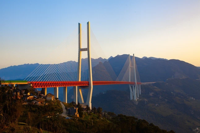 Cây cầu dây văng cao nhất thế giới: chiều cao gấp 1,5 lần Landmark 81
