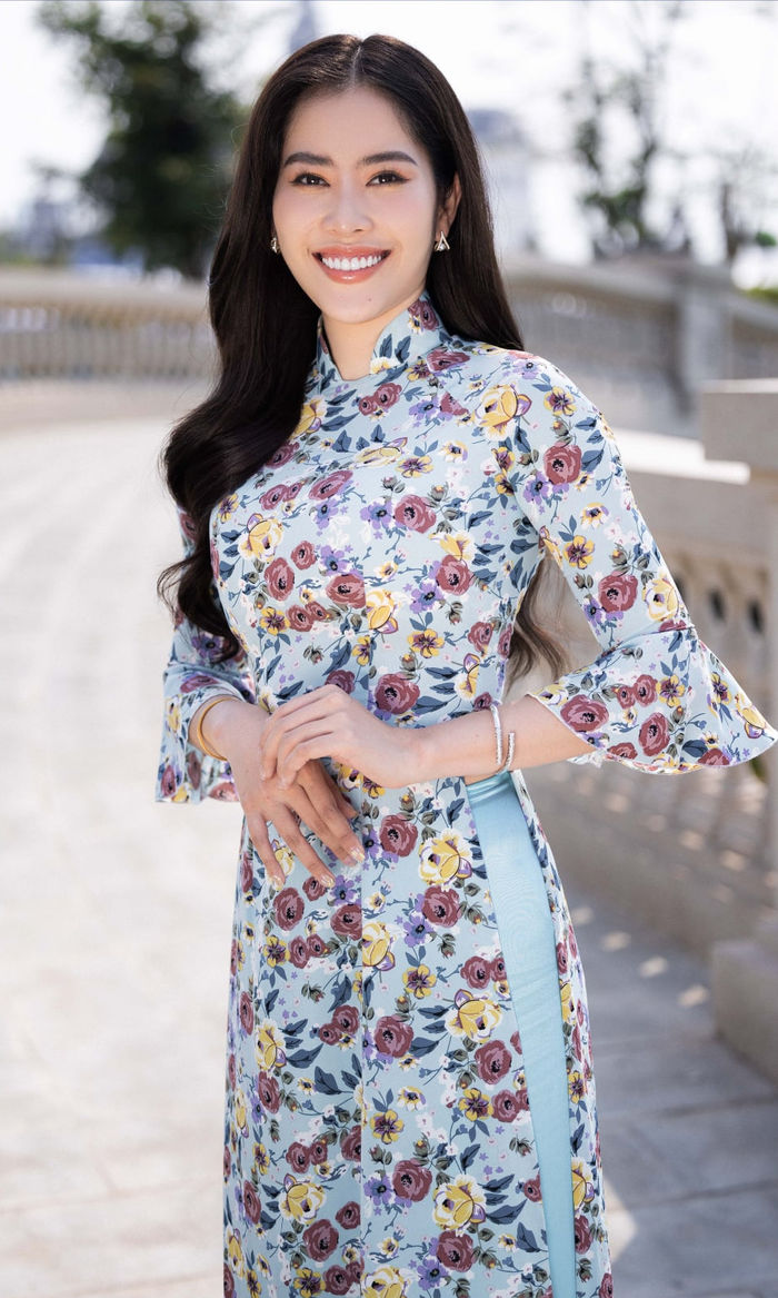 Chị gái Nam Em có cú xoay váy chấn động đêm thi Người Đẹp Thời Trang
