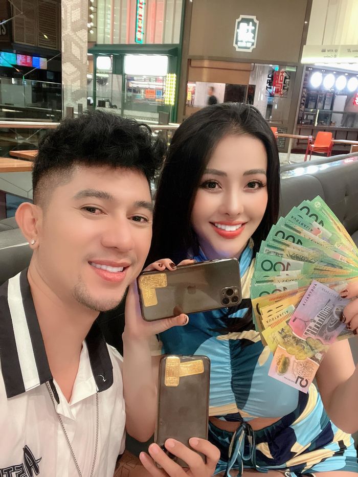 Chốt đơn lẹ như Ngân 98: mua đất 21 tỷ, xe 9 tỷ không cần nghĩ