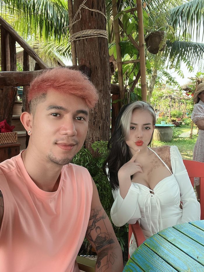 Chốt đơn lẹ như Ngân 98: mua đất 21 tỷ, xe 9 tỷ không cần nghĩ