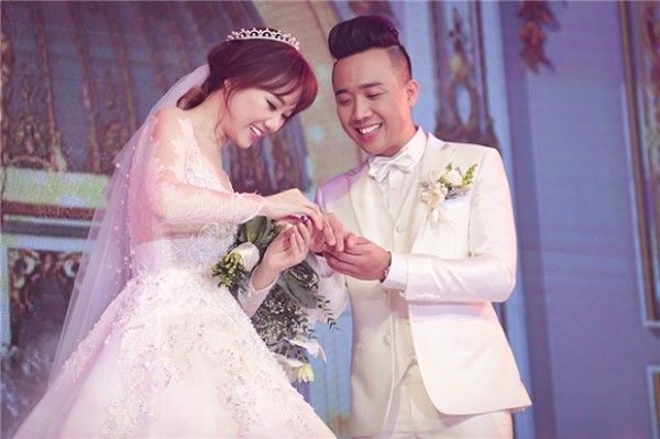Chú rể Vbiz chăm chút diện mạo ngày cưới: Lý Bình đeo đồng hồ 1,5 tỷ