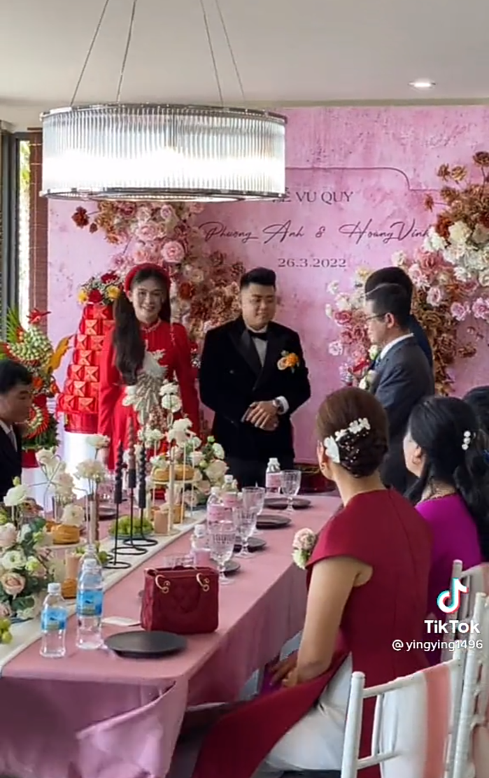 Cô dâu Bắc Ninh được mẹ chồng trao 4 sổ đỏ 20 tỷ, bộ trang sức 3,5 tỷ