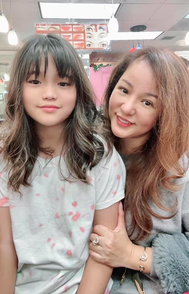 Con gái 11 tuổi của Thúy Nga: Ngày càng xinh, là cô bé siêu tình cảm
