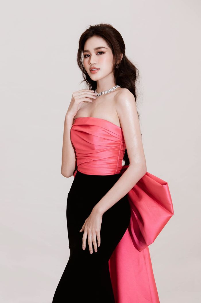 Cơn sốt mặc váy nhái oanh tạc Vbiz: Đỗ Thị Hà cũng không tránh khỏi