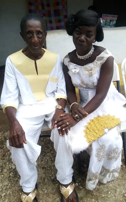 Cụ ông 106 tuổi cưới vợ 35 tuổi ngày ấy: Chuyện chăn gối luôn viên mãn